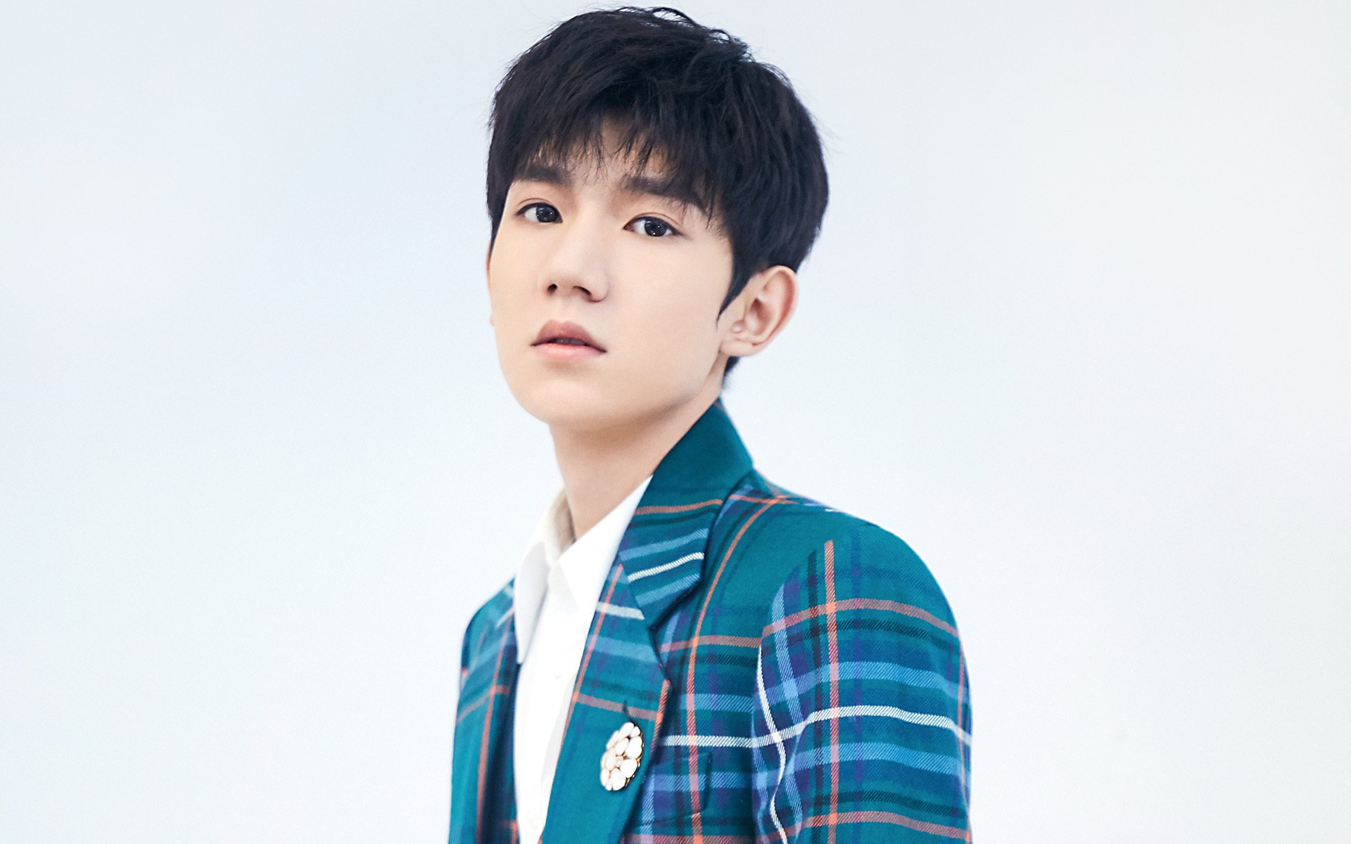 爱游戏官网-《2025英雄联盟世界冠军赛，T1一骑绝尘问鼎全球》，英雄联盟2020世界冠军是哪个