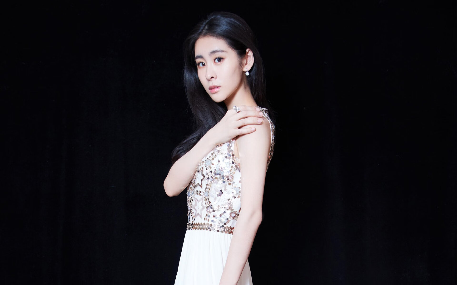 爱游戏娱乐平台-《2025英雄联盟全球总决赛，T1一战封神夺冠》，2030年英雄联盟全球总决赛