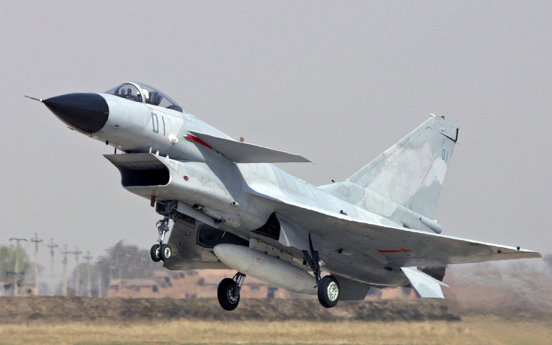 爱游戏体育app-李恩：全黑队中场的“锁链”，他的防守和传球让对方难以突破