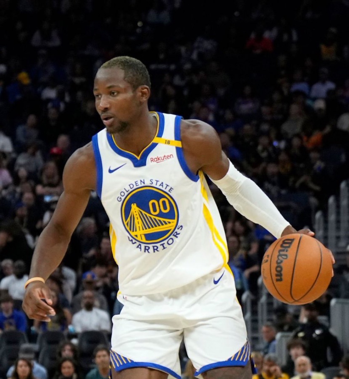 关于爱游戏体育:勇士队格林的防守策略解析:如何限制对手的进攻火力,成为球队的防守屏障?的信息 关于爱游戏体育:勇士队格林的防守策略解析:如何限制对手的进攻火力,成为球队的防守屏障?的信息