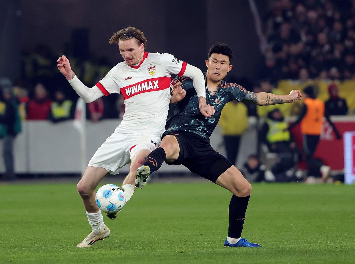 爱游戏体育:德甲的理念与实践:足球的未来的简单介绍 爱游戏体育:德甲的理念与实践:足球的未来的简单介绍